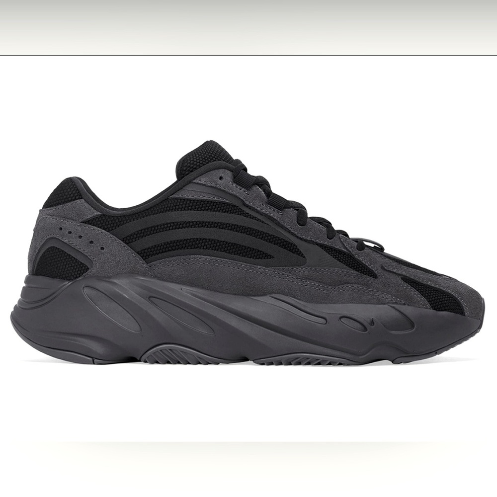 Yeezy Boost 700 V2